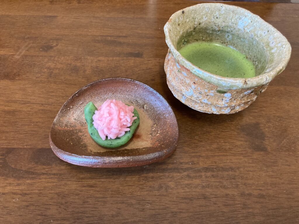 Procedure Kyoto Tea Ceremony & Tea Grinding Experience in Arashiyama